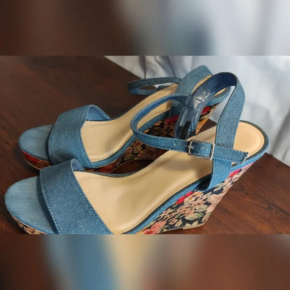 Jasmine denim floral wedges size 9 - Picture 5 of 11